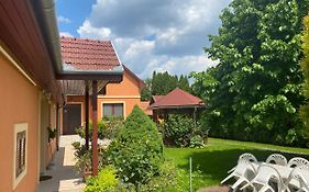 Apartman Dora
